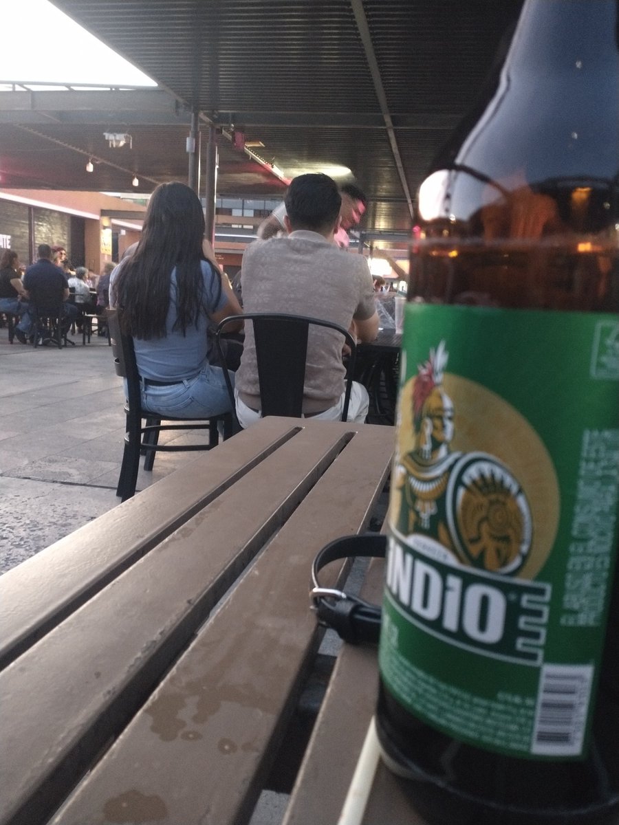 Lizmeny pareja tweet media