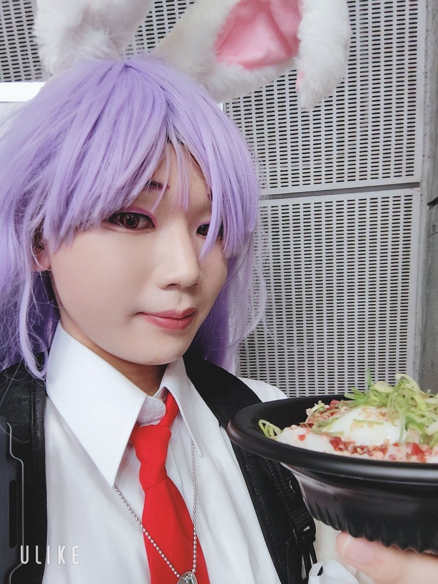 あんぱるページ 会場に入りました、まだ朝ごはんをたべてなかったので牛とろ丼を