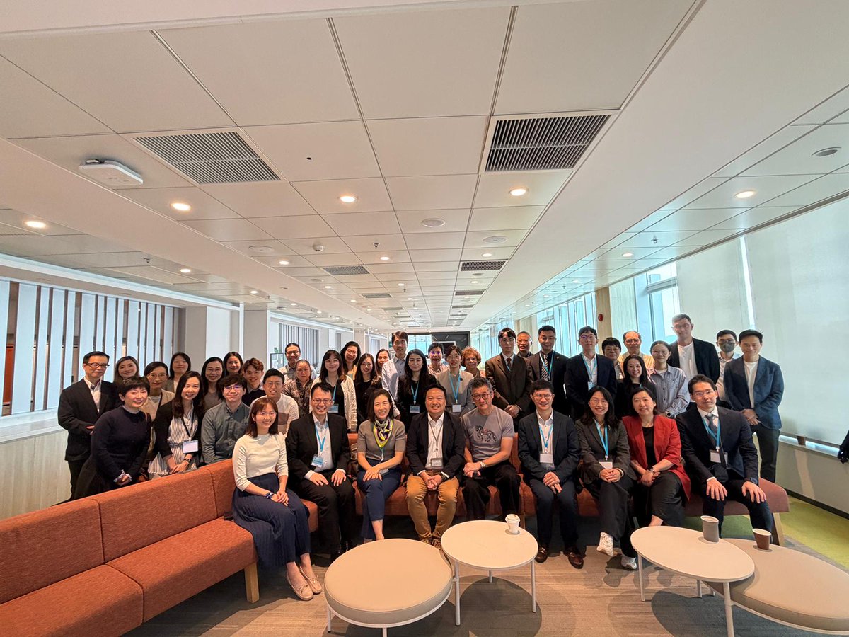 herbloong's tweet photo. We held our 1st Conversations in Thoracic Oncology Asia Pacific #CiTOAP26 at @CUHKMedicine @CUHK_MC welcoming over 10 thoracic oncologists from #ChineseMainland, #Taiwan, #Singapore, #Japan, #Korea and #HongKong to present their research and discuss insights with an aim to build mutual collaborations.

Honoured to have @TonyMok9  kick the meeting off with an extremely insightful talk on how to best collaborate with #industry!

It was a long but extremely fruitful day for over 50 participants and I want to thank everyone involved for your very generous sharing and active discussions!

Our thanks to @TakedaPharma and the #HKSocietyofMedicalOncology for sponsoring and supporting this inaugural event. Thanks @mollylisc for co-hosting this event with me! 😀🙏

@stephanieplsaw #WuFang @DrYujiUehara #DerekHuang @abcduke #FeiFeiTeng #LiuSiYang(Maggie) #JonathanShiFengNyaw #MacyTong @JiefeiHan 

@apoddc @APCLC_2023 @LungPolicy @IASLC #ATORG