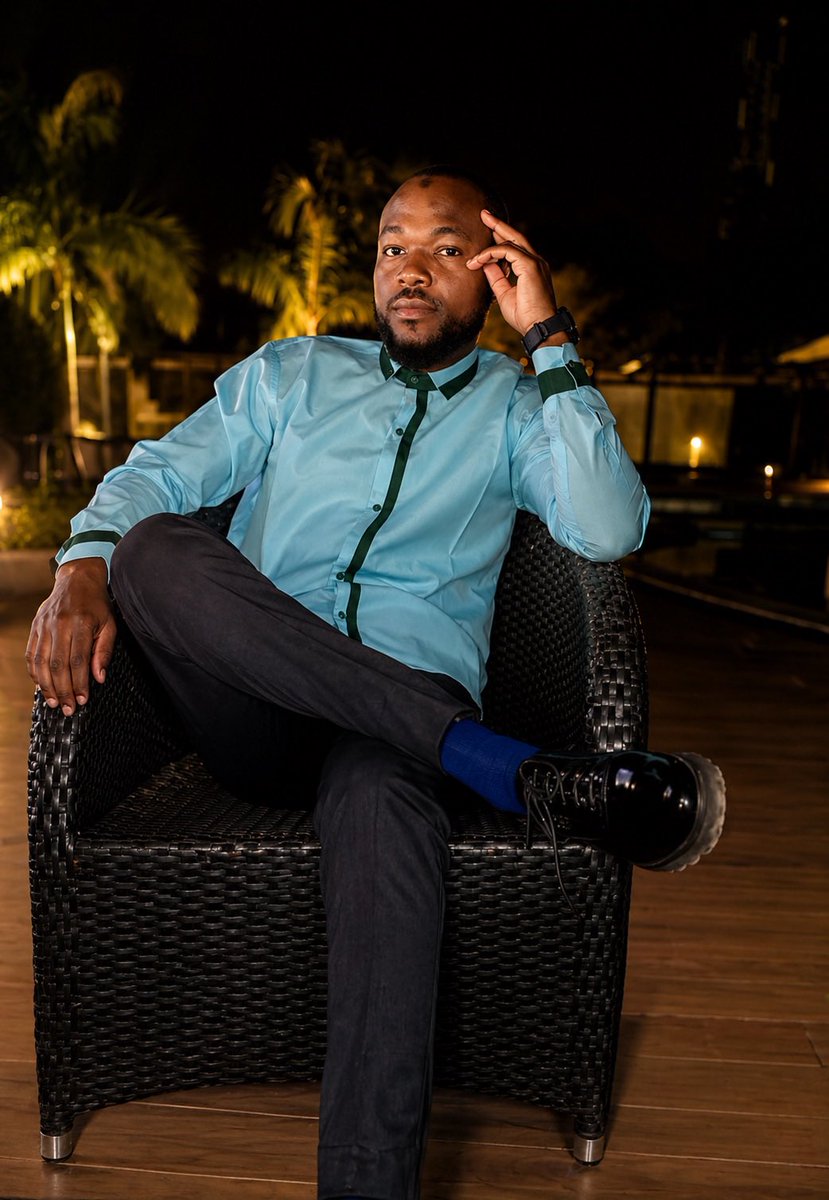 Kelzou7's tweet image. Be discreet, but never absent. Observe, learn, and build in silence what others will understand later👌🏾
#Mindset #Discipline #Focus #Growth #StayQuiet