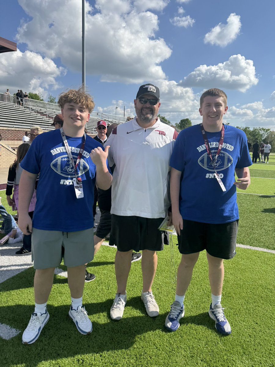 chuffman7334's tweet photo. Had a great spring game visit with some of my teammates. Thank You @jaxegan_eku and @EKUFootball for the Invite. https://t.co/a8TWYsmLCj