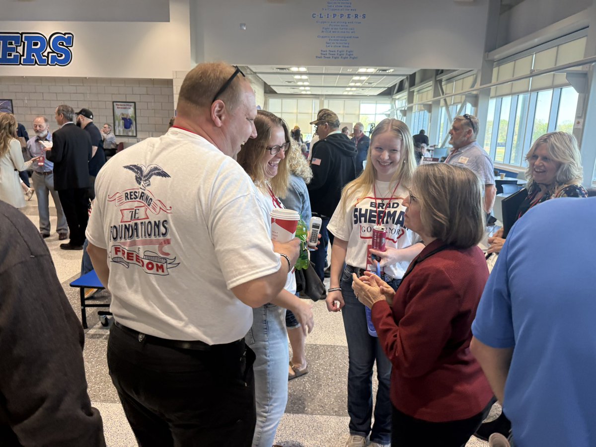 millermeeks's tweet photo. Spent today at a standing room only 1st District Convention with Iowans who refuse to let radical politicians ignore our values. 🇺🇸

The message was clear: secure borders, safe communities, lower healthcare costs, and a Congress that fights for working families. As a doctor, veteran, and your representative, I’ll never stop fighting for YOU.