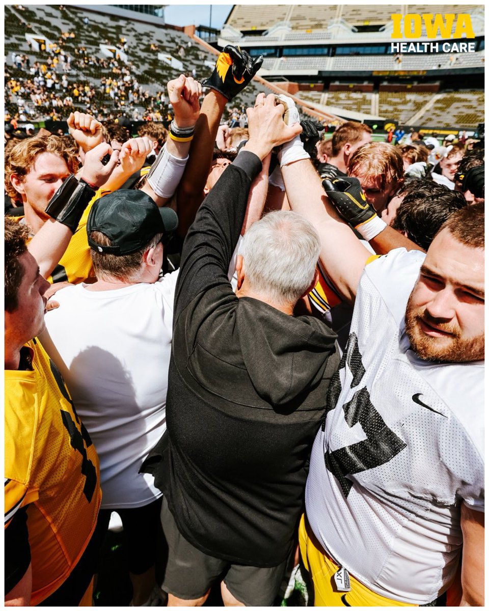 Hawkeye Football tweet media