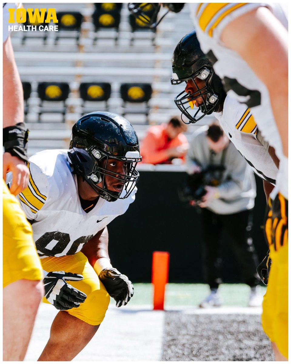 Hawkeye Football tweet media