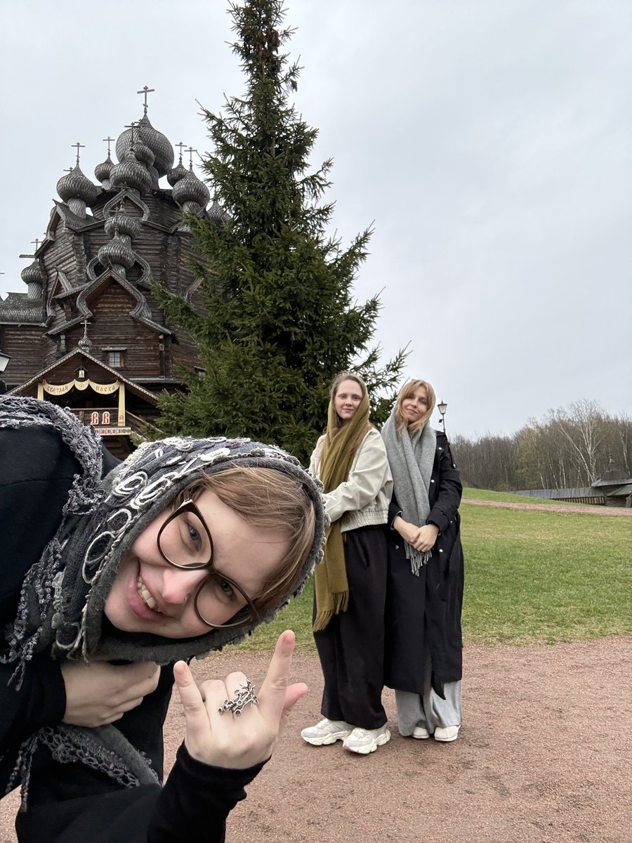 аннушка tweet media