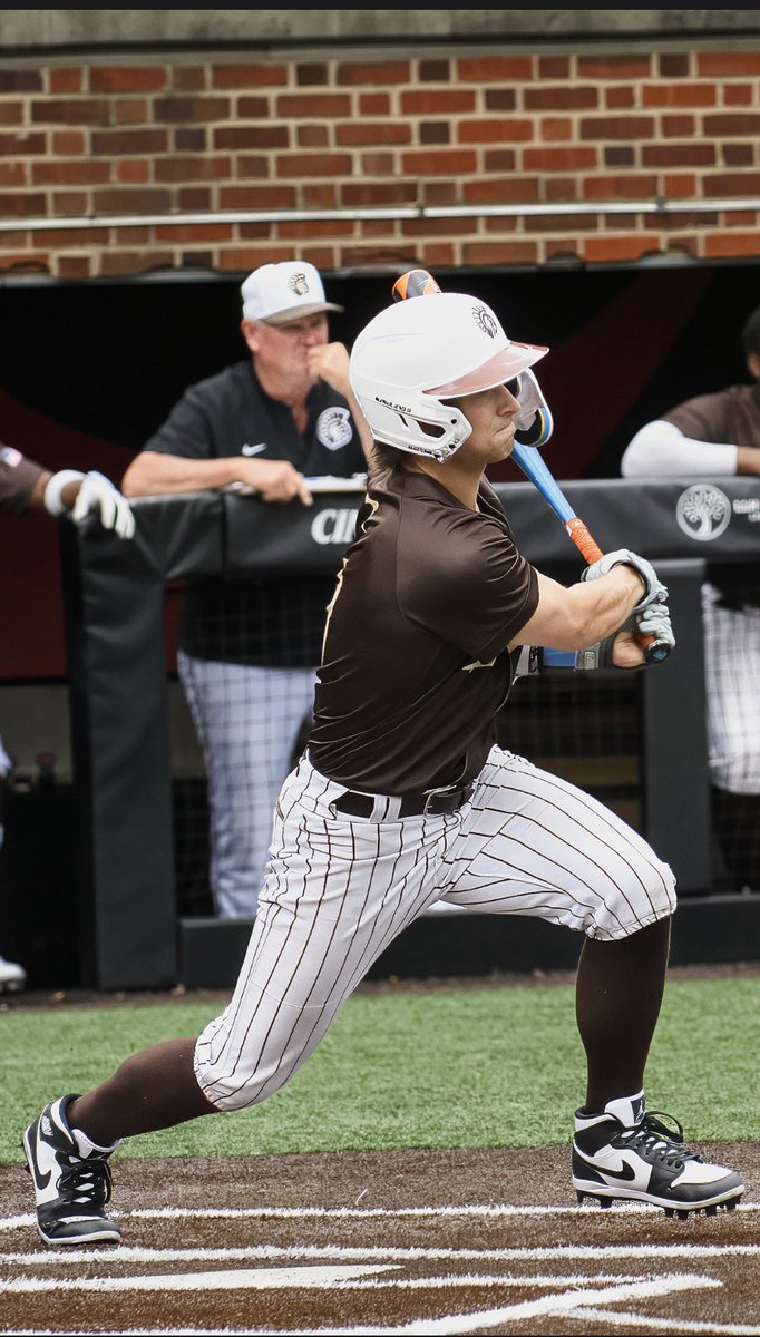 Roger Bacon Baseball tweet media