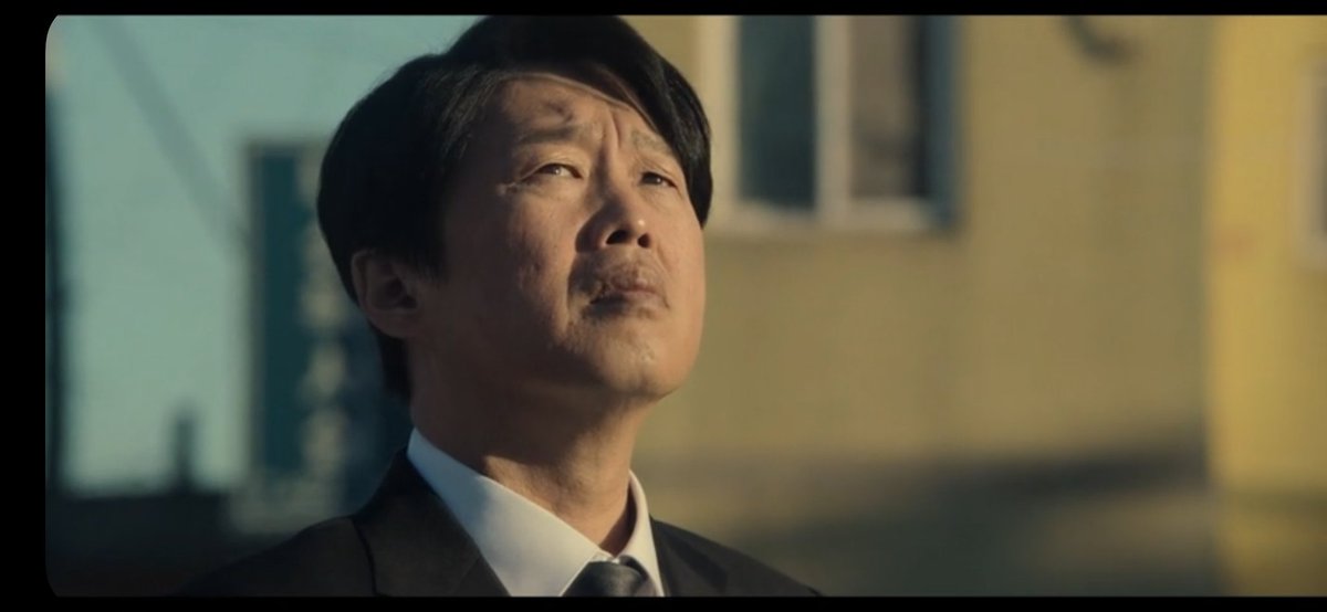 xmuc0ax's tweet image. O professor também é agente dessa organização e foi enviado pra esse colégio por causa de alguns alunos especiais!
#EmMovimento 
#Moving 
#MovingEspecialEp16