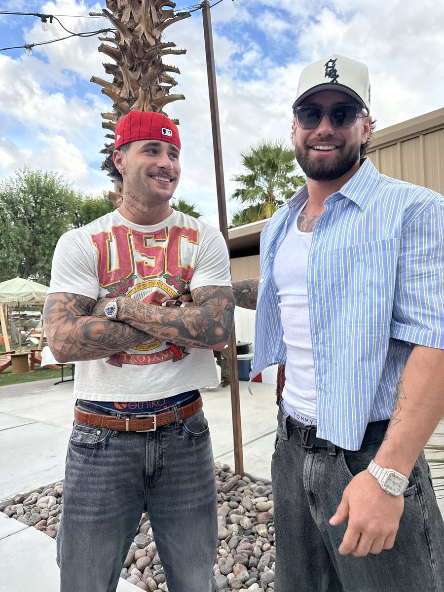 Romeobaca tweet media