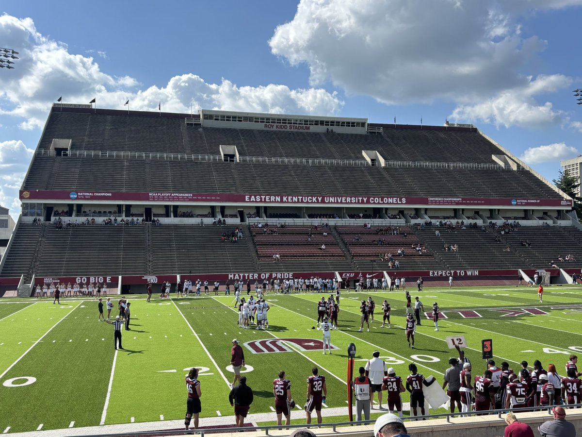 NolanJett_'s tweet image. Had a great day at the EKU spring game today, and had great conversations with @CoachWatson9 @CoachRav @jaxegan_eku @EKUWWells @alexhcline55 #co2028 #co2029 #co2027 #studentathlete  #offensiveline Thanks for the invite @EKUFootball