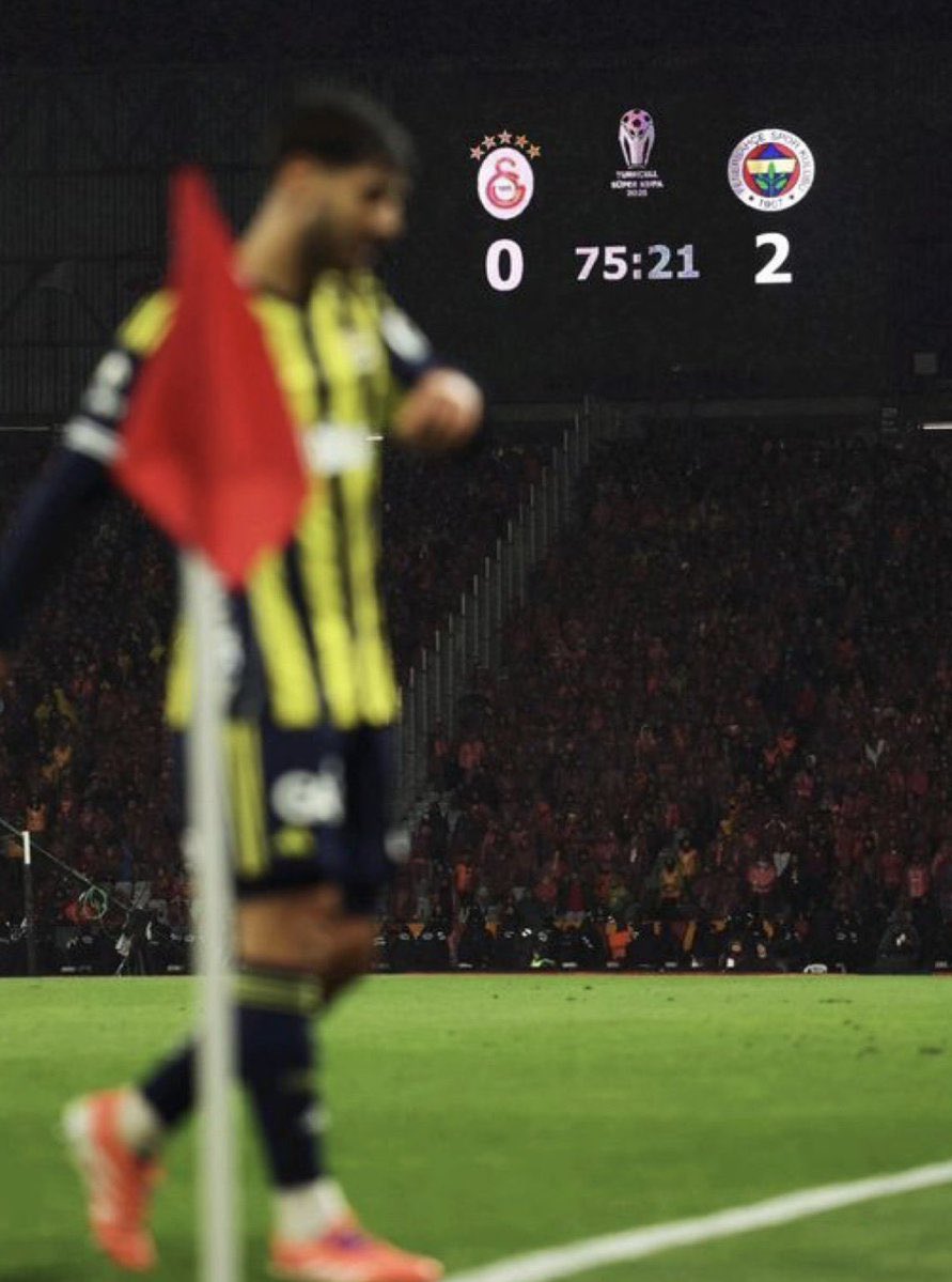 efecbkr1's tweet photo. Hatırla sevgili o mesut geceyi.. https://t.co/YiyXgOVjRo