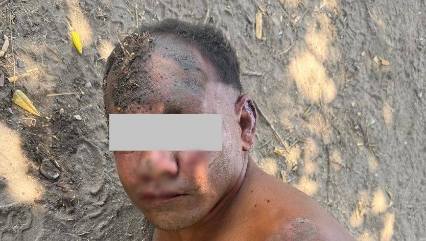 ELPINERO's tweet image. #FOTOREPORTE 📸 |  Conmoción en el Istmo de Tehuantepec: una mujer fue localizada sin vida en un barranco de San Pedro Tapanatepec, presuntamente víctima de su propio hijo.

➡️ De acuerdo con los reportes, el hombre identificado como David N, habría agredido a su madre dentro de