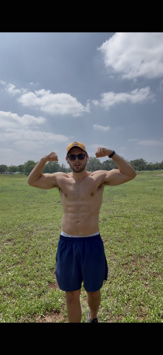 WestsideMike tweet media