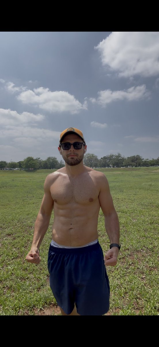 WestsideMike tweet media