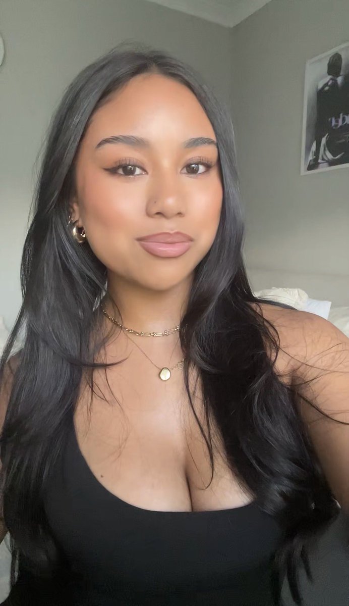 LambyP12's tweet photo. [irl #14] another cuck and another emma. Make sure to leave a like on the one you like more
#irls #bops #asian #wankchat #cuck https://t.co/J3ojOTEDli