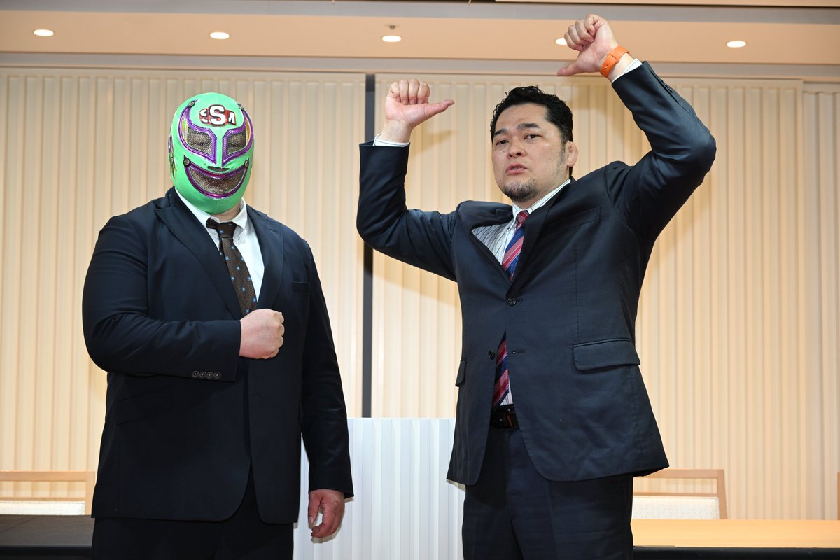 🎫本日よりチケット一般販売開始！ 🔥DDTプロレス×新日本プロレス 一面