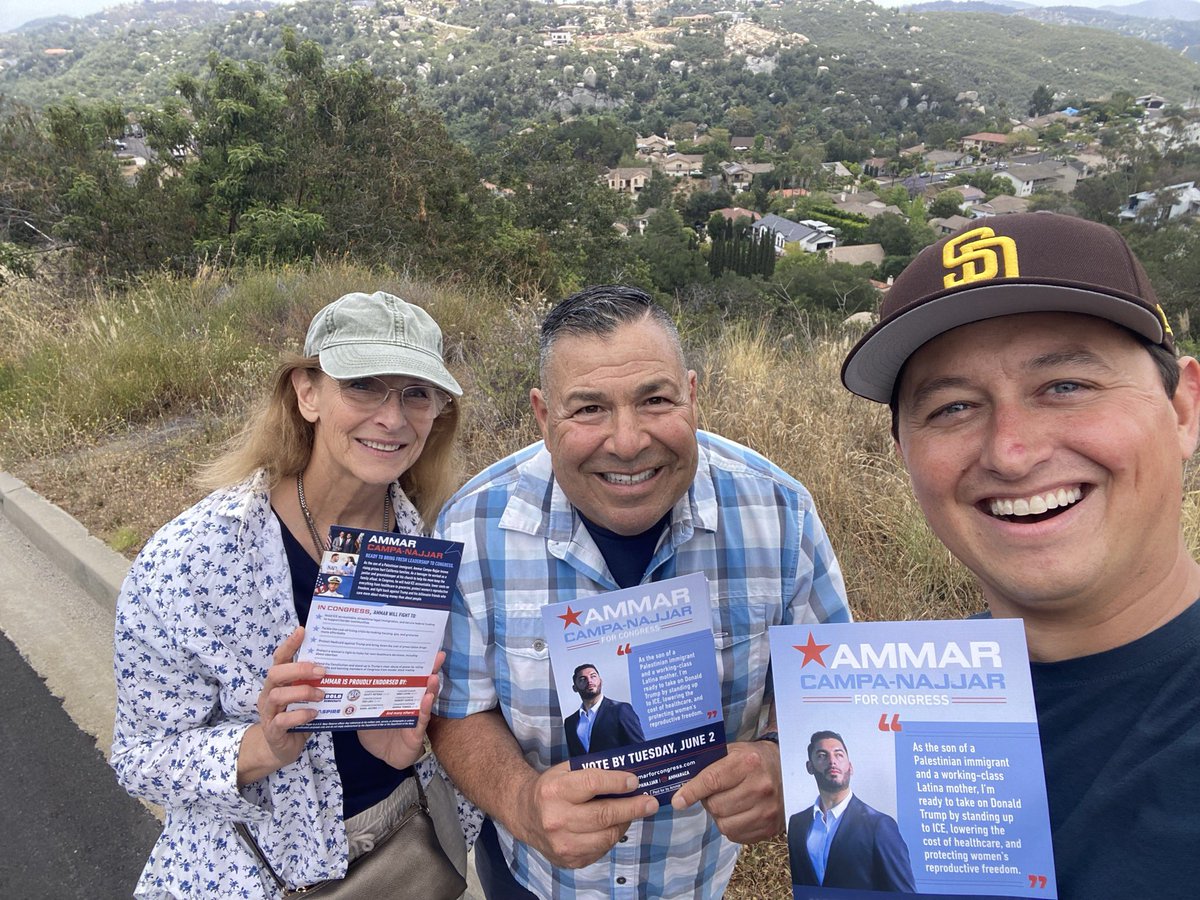 ACampaNajjar's tweet image. Happy Campas and @UAPipeTrades going door to door in Escondido today! This is what a positive campaign looks like, love reconnecting with voters who’ve cast their ballot for me before and ready to do it again. 💙 #TogetherWeCan