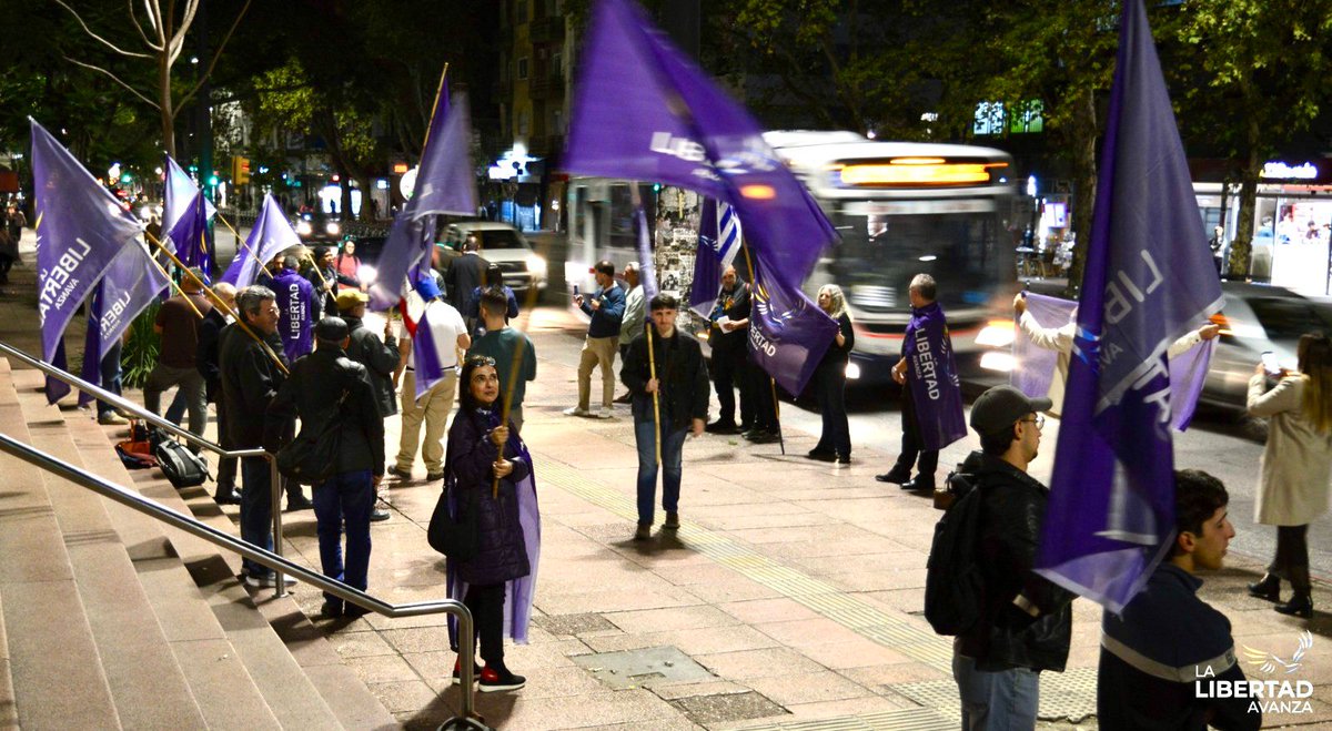 La Libertad Avanza en Uruguay tweet media