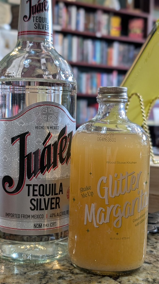 CindosaurusRex's tweet photo. Margaritas? At work? 
Well if I have to.. 🤷‍♀️ https://t.co/JGYvrngf5X