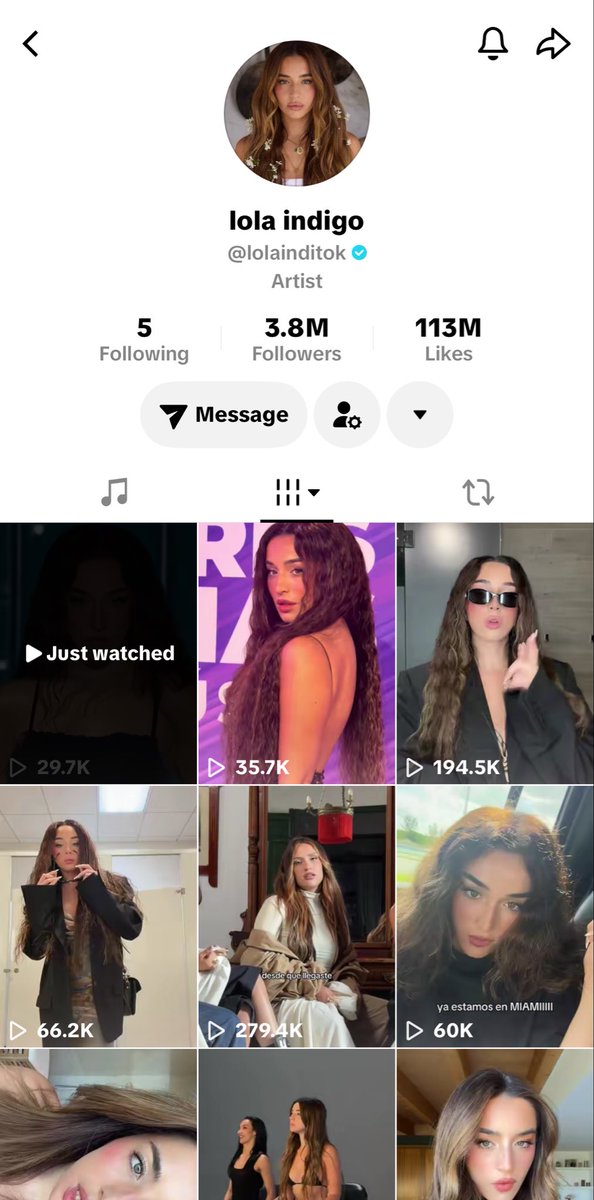 lo de tik tok baneandola justo cuando vuelve con un tema nuevo 😭😭