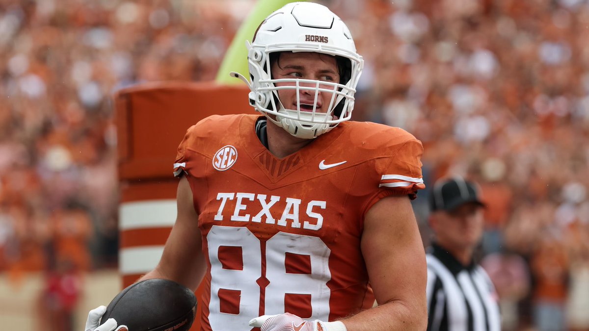 CJVogel_OTF's tweet image. The Cincinnati Bengals have selected #Texas TE Jack Endries with the 221st pick in the 2026 NFL Draft.