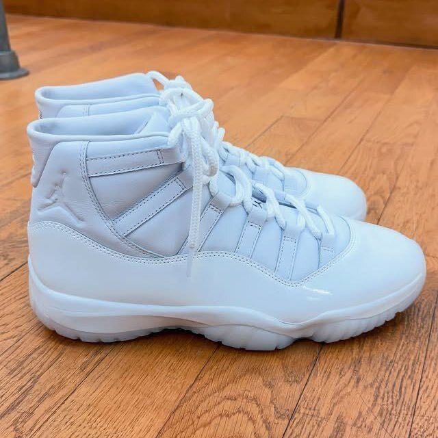 SneakerAlertHD's tweet image. Comme des Garçons x Air Jordan 11 Pack 

• Fall 2026
• $250