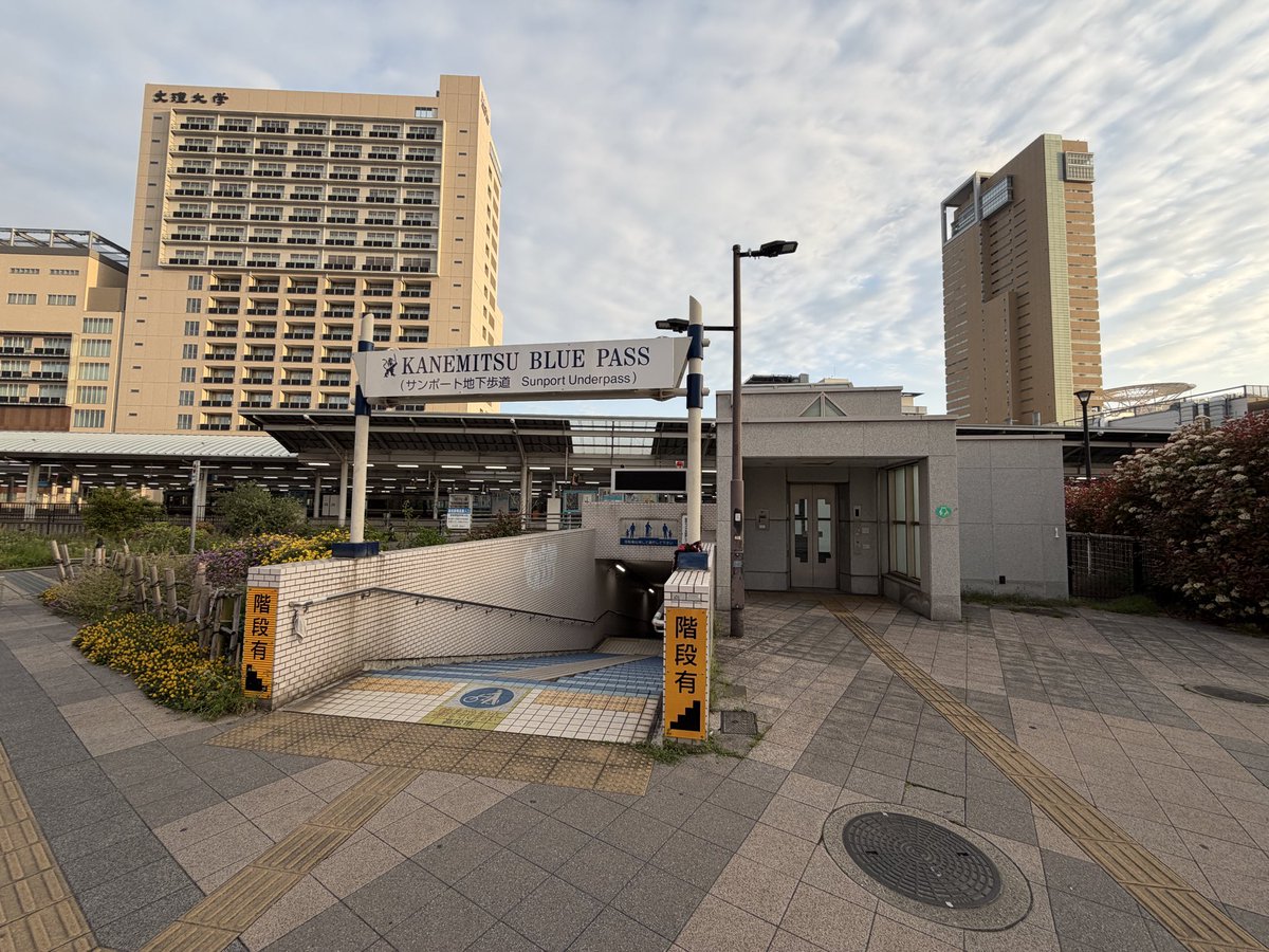 ガチャ tweet media