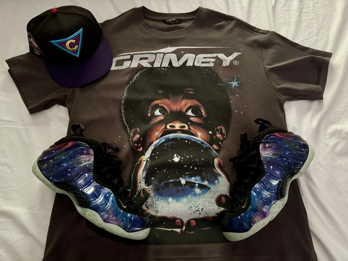 More_2_Conquer's tweet image. Haven’t worn these since UnDS day, the day my son was born‼️ Salute to the homie @ToonGrimey you heard🗣️ #KOTD Nike Air Foamposite Galaxy 🌌 ✨🪐🛸#nike #enjoylife #wearyoursneakers #morelife #everythingiseasy #FromSoletoSoul #FoamGang4Ever