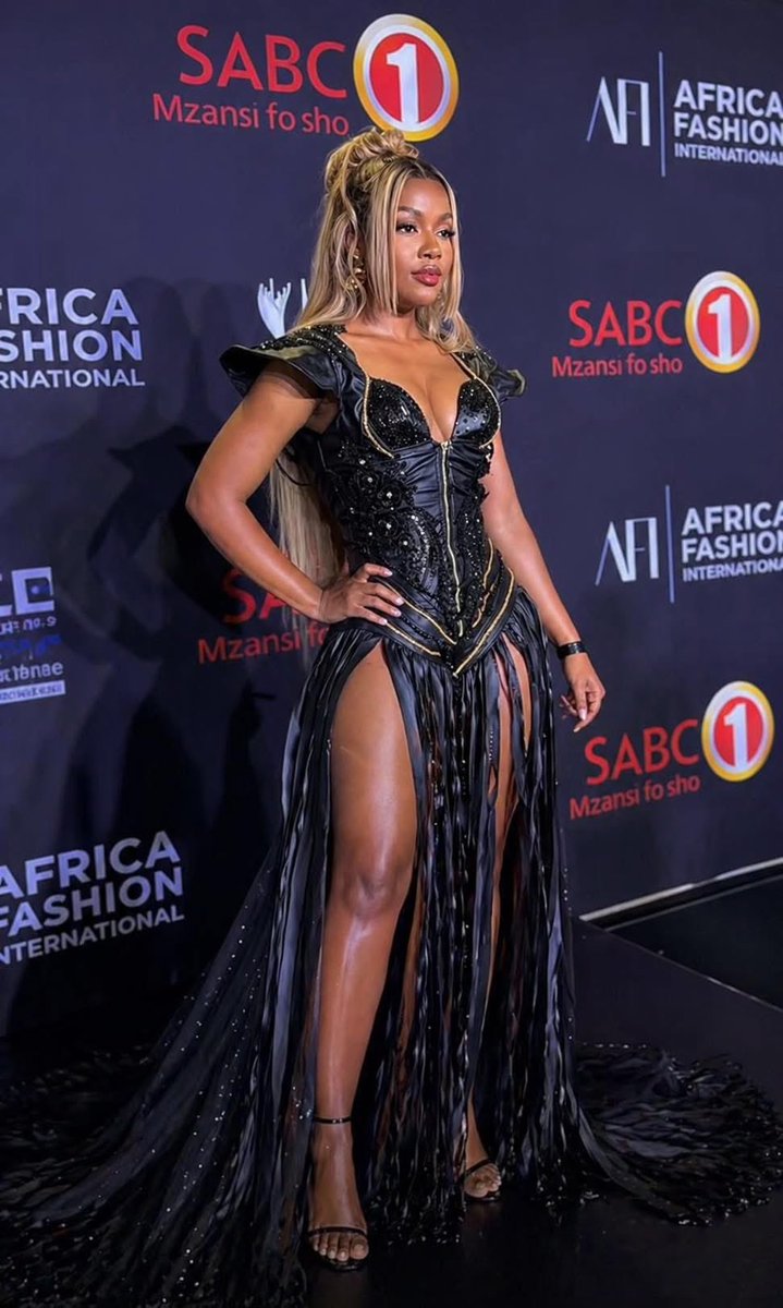 BIG BROTHER LOVE ISLAND 2.0!! tweet media