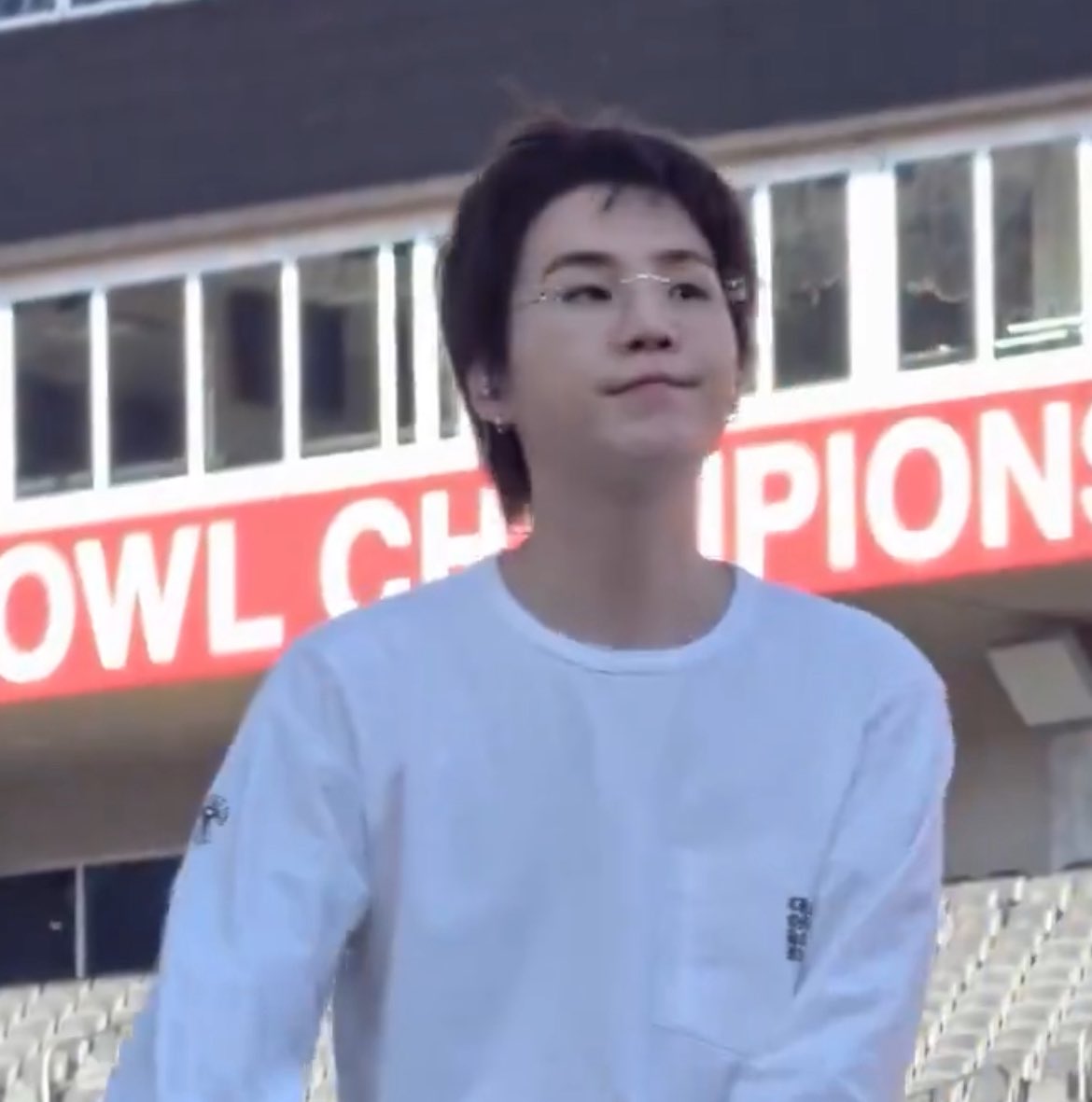 ✿❀cam❀✿⁷ is seeing bts ⊙⊝⊜ tweet media