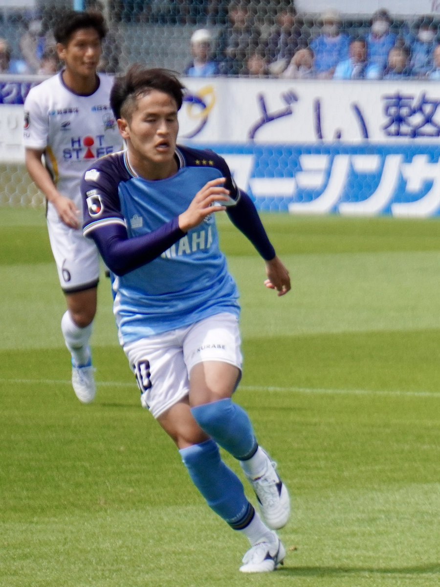 y1u7k8a5r0i4_'s tweet image. 得点決めて🥅
ガッツポーズのグスタボ💪🏻
そりゃMOM✨当然だけども…

私的には植村くんの懸命な走り💨に
MOMあげたかったな🥺

2026.04.25
VS #FC岐阜

#jubilo
#ジュビロ磐田
#グスタボシルバ
#植村洋人