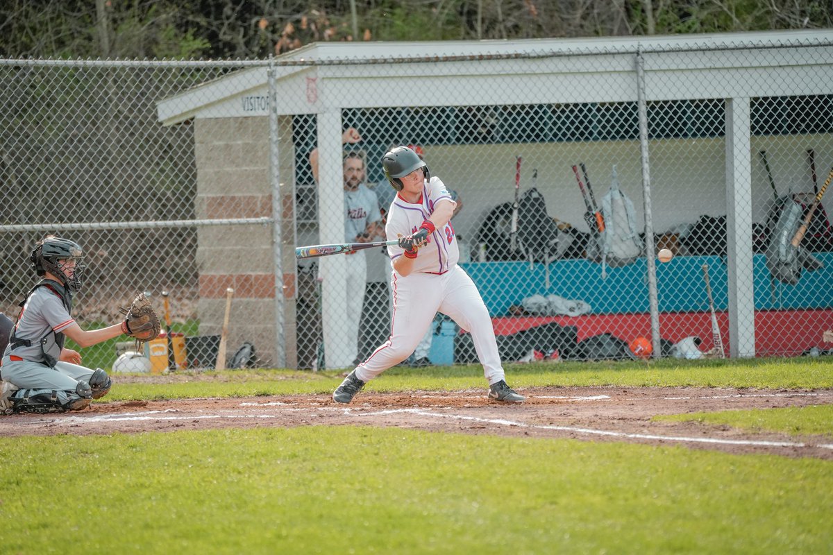 coachbiehler's tweet photo. JV Baseball held on for a 10-8 win vs Coxsackie-Athens. Zack Manning had 2 hits, 2 runs and an RBI. Ryan Dillenbeck was 2-2 and scored twice. Tim O’Brien had 2 hits and scored a run. Jack McCarthy had 2 hits including a big 2-out RBI. @MH_Athletics @Maphillbaseball @SchodackCSD https://t.co/EH4JhVyxqm