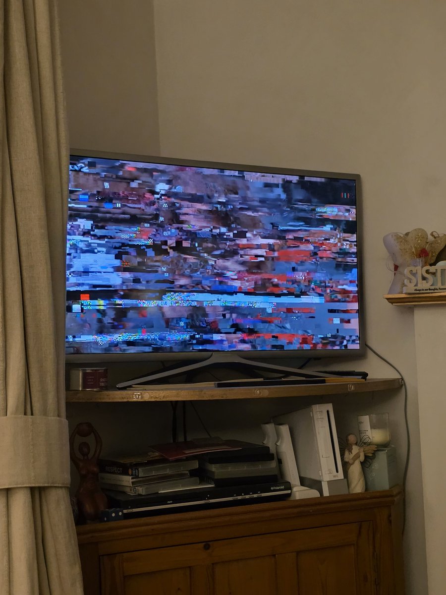 adrienne_ayres's tweet image. @VMO2News if this is your full #fibre service it's #unlucky for your customers!