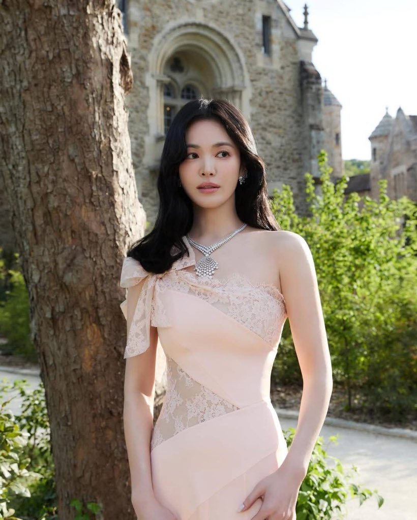 Lateefah tweet media