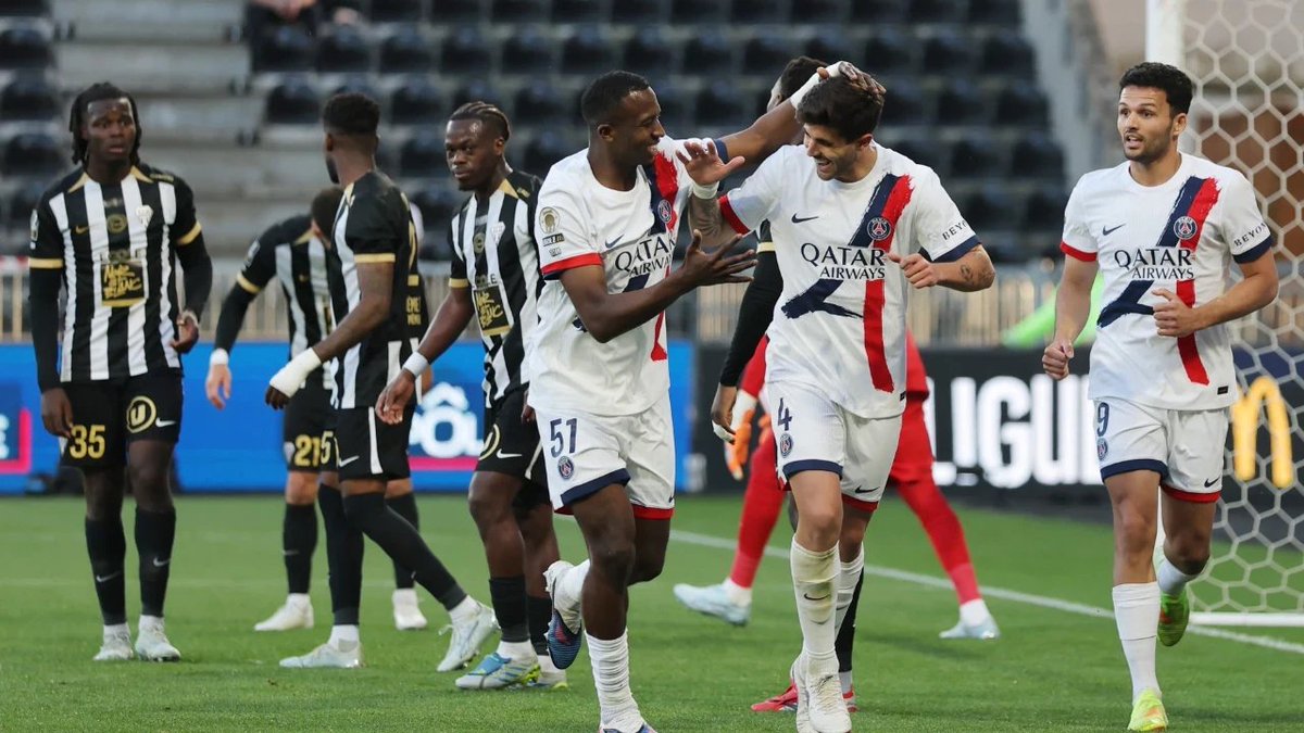 PSG sweep aside Angers to close in on Ligue 1 crown