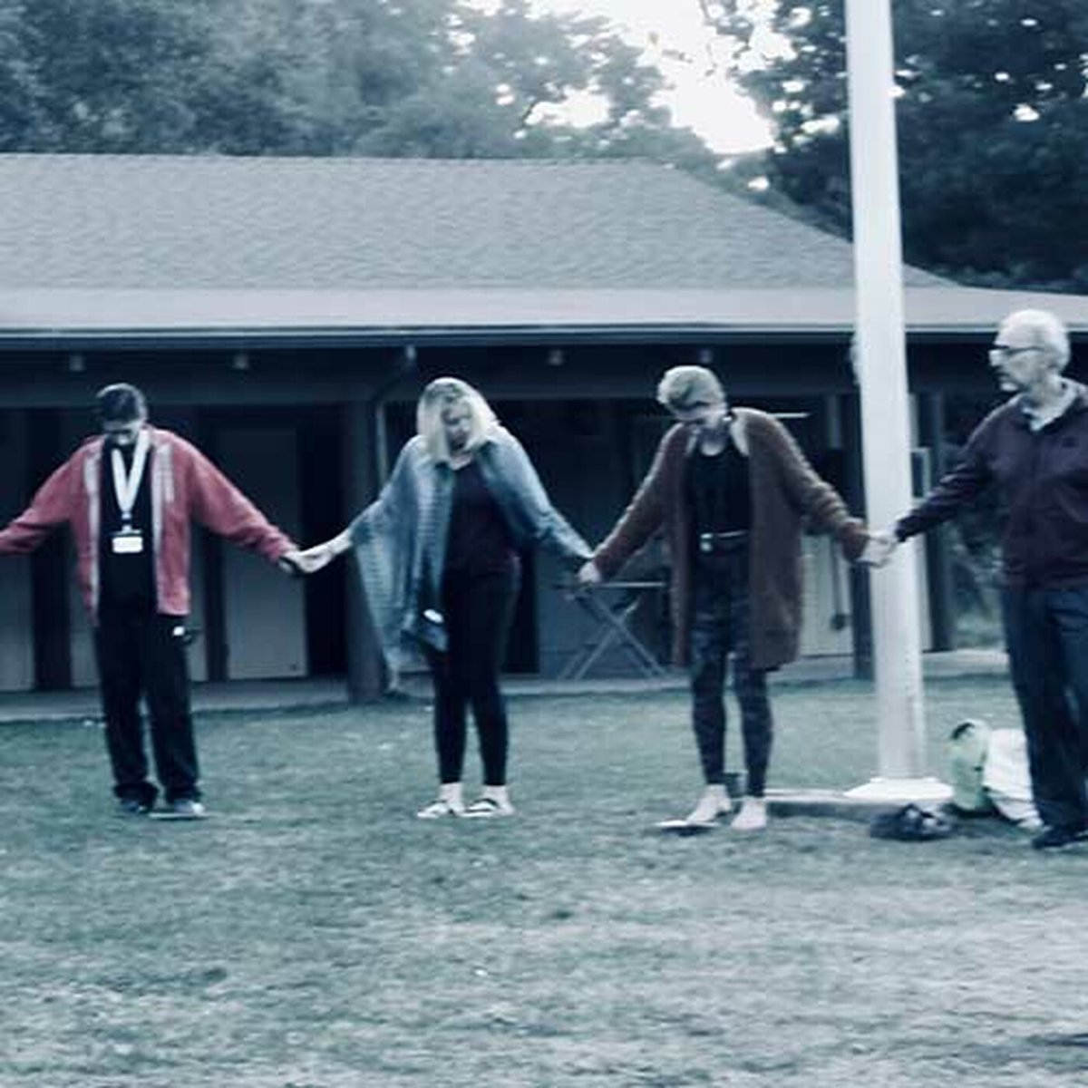 BeHereNowNet's tweet image. @babaramdass – Here and Now – Ep. 115 – Satsang and Taking Risks🎧 beherenownetwork.com/ram-dass-here-…
Ram Dass is joined by Rameshwar Das and Raghu Markus for a conversation around Satsang and taking risks. Of the Three Refuges in the Buddhist tradition...
#ramdass #podcast #beherenow