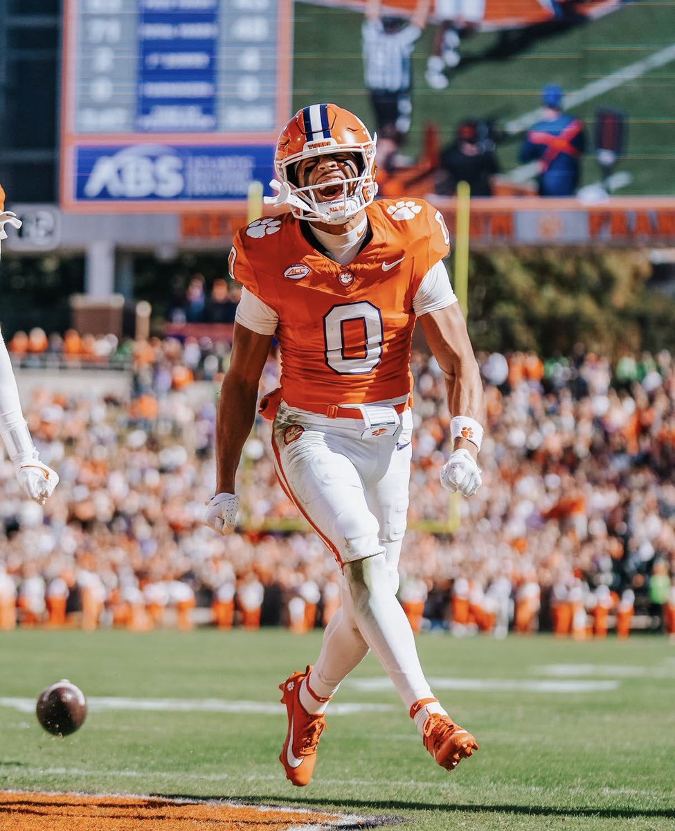 CommandersMuse tweet media