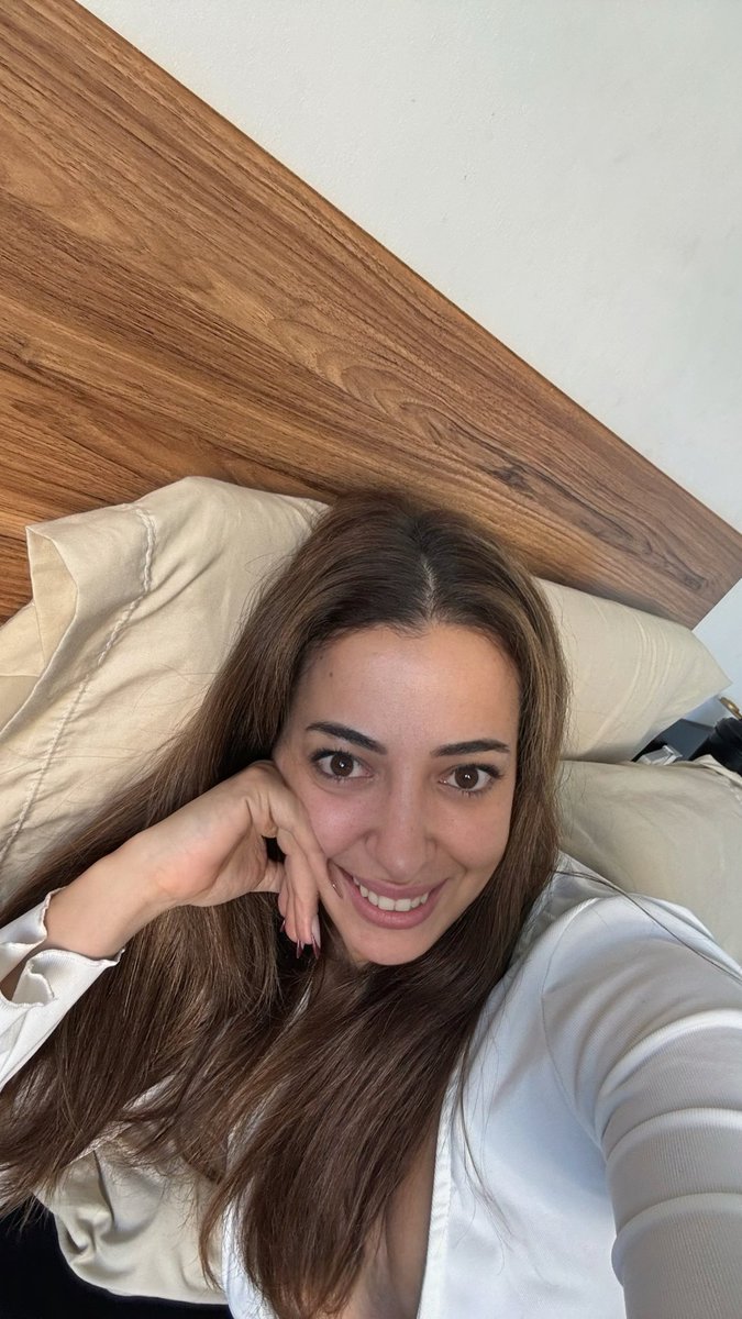 Milena Miel🧚‍♂️ tweet media