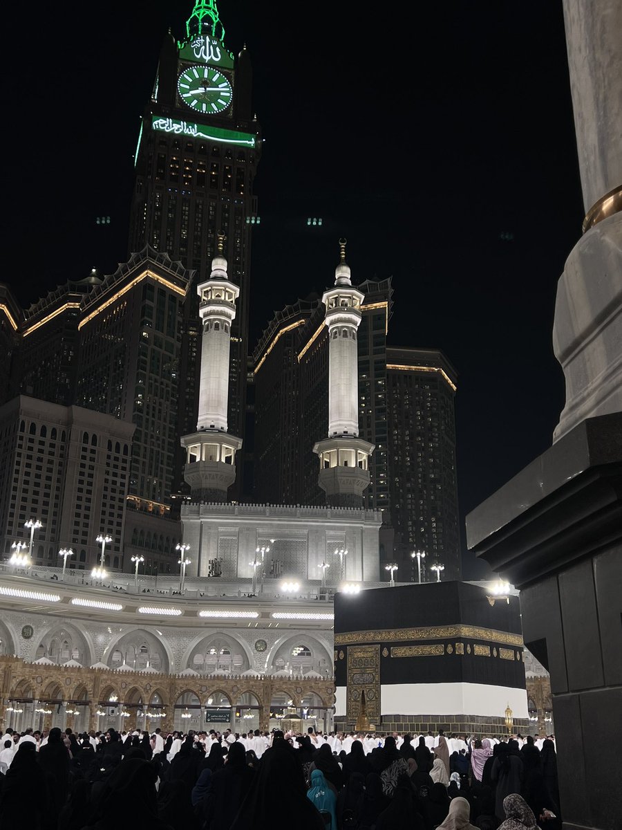 r__031's tweet photo. يارب يدي بيده في الدنيا والجنة 🤍🤍. https://t.co/NTqpFnK2wh