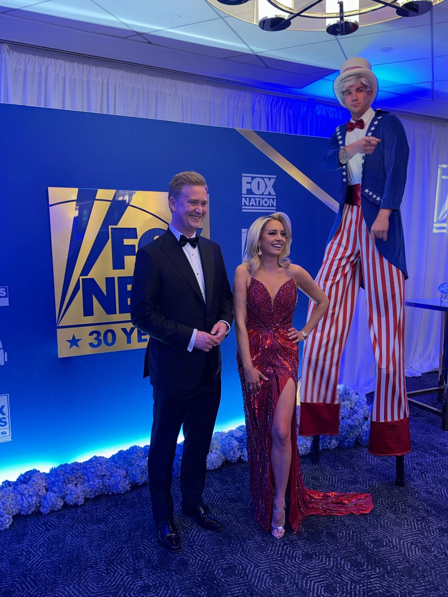 Best dressed list starts here. 🔥 @pdoocy and @JacquiHeinrich showing us ...