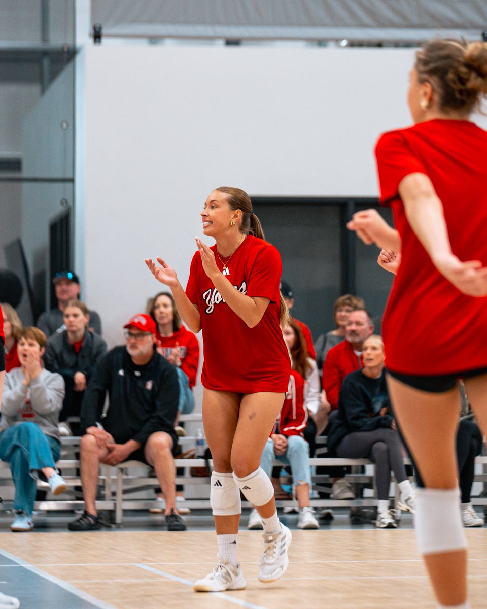 South Dakota Volleyball tweet media