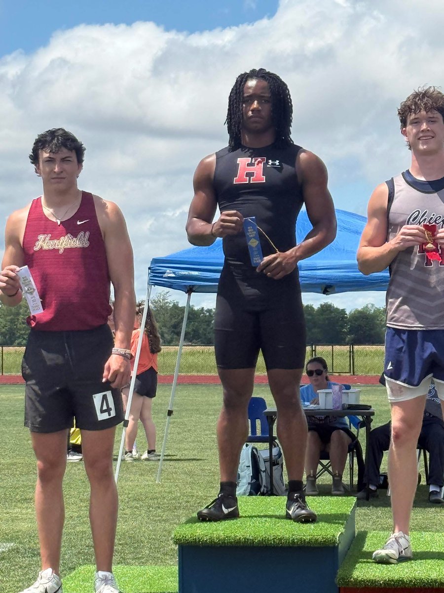HAPatriotSports's tweet photo. STATE BOUND🔥
Xzavier Webber 100m &amp; 200m
🔥We’re Not Done Yet🔥 https://t.co/4lzAblZQdA