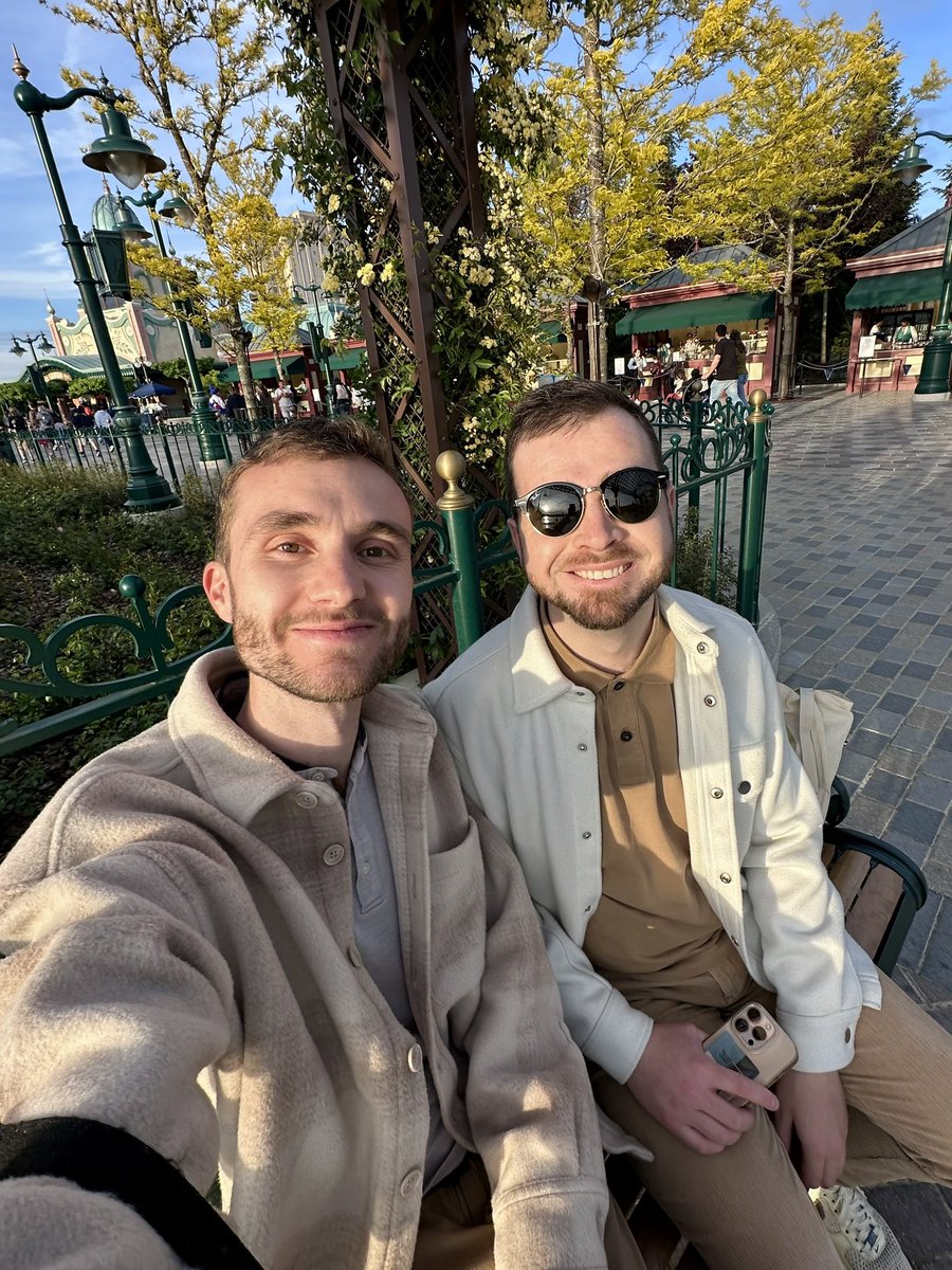 dlpmagic_ ✨ tweet media