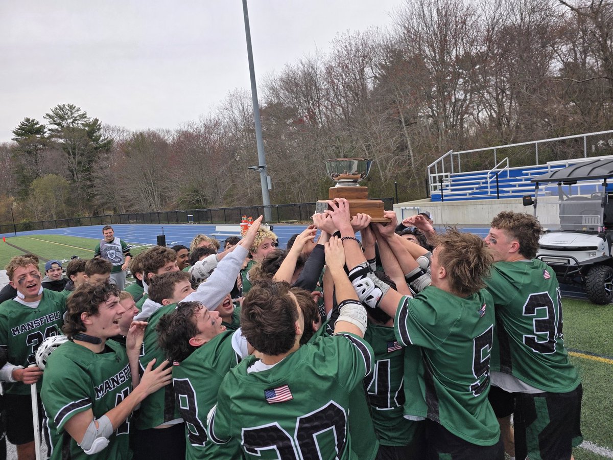 MHSAthletics22's tweet photo. One more year!!!! Let's Goooooooooo HORNETS!!! 
#HornetPride https://t.co/mq0noZhSN4