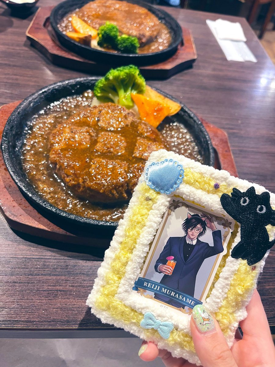 こうのさんと🎶 
ハンバーグガチうまだしその後の肉巻きトマトも美味すぎた いっぱい話聞いてくれて感謝です…🤝