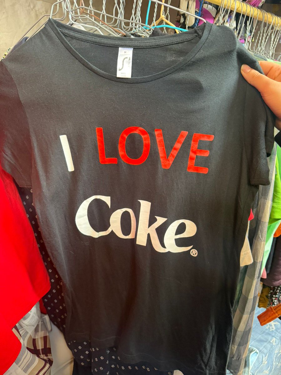 sylvheraa's tweet photo. aybqa dema t-shirt ly ndmt 7et ma khditush https://t.co/X4540uUotU