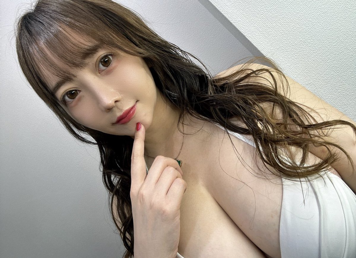 おは4

写真集発売まであと２6日！🥺❤️

フライデー限定袋とじヌード先行解禁中㊙️見てね🥺

5/22オンラインイベント
5/23書泉グランデイベントもご予約ぜひお待ちしてます🥺❤️‍🔥 https://t.co/edhwLvMYWV