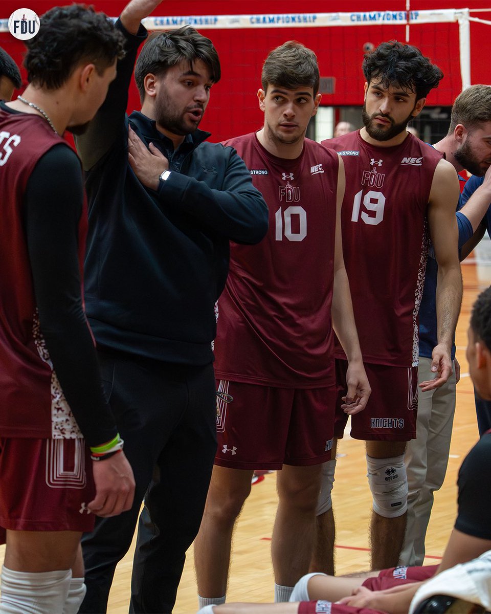 FDUKnightsMVB's tweet photo. exciting night in the Championship Match  

#uKNIGHTED https://t.co/Jqmbfj6fWg