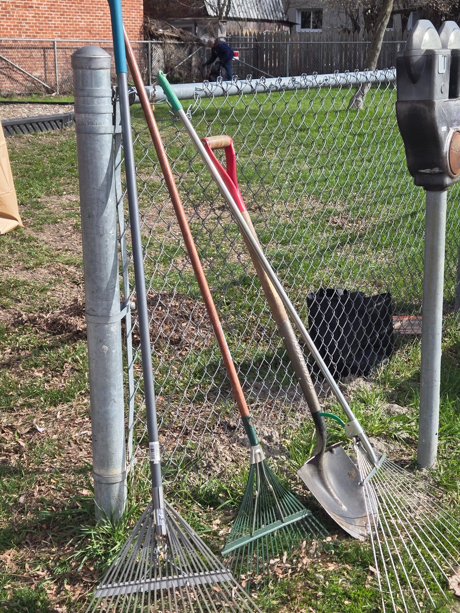 first_kirk's tweet photo. First Presbyterian Church was proud to take part in the 2026 Brockville Community Cleanup!
Our team spent the morning working to make George Street Park fresh, clean, and ready for spring.
Many thanks to everyone who gave time and energy to make a difference in our community. https://t.co/LTxsVv60oa