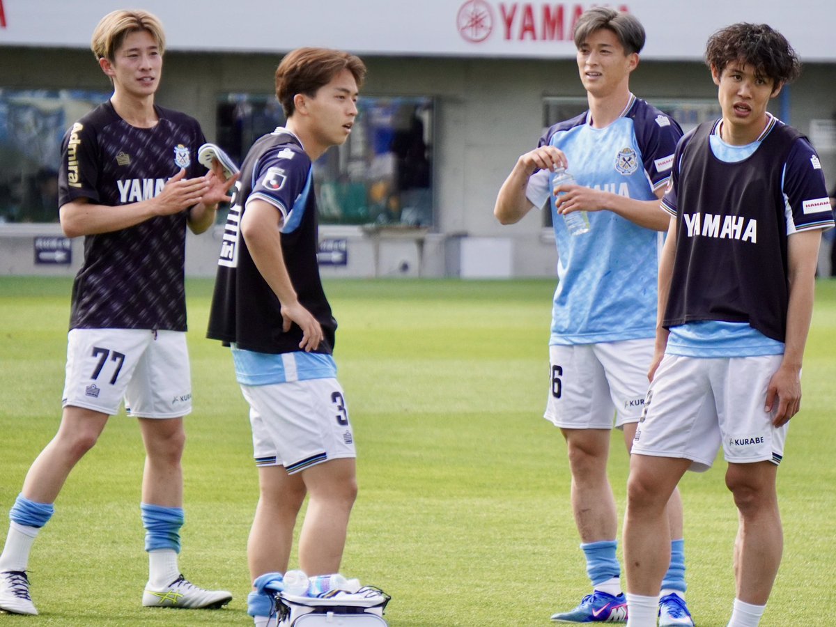 y1u7k8a5r0i4_'s tweet image. 試合終了後。
よく見るほうの陸の顔🫣
脱力時⁉️
(ゴメンなさい私感です🙇🏻‍♀️)

2026.04.25
VS #FC岐阜

#jubilo
#ジュビロ磐田
#森岡陸
#藤原健介
#川合徳孟
#吉村瑠晟