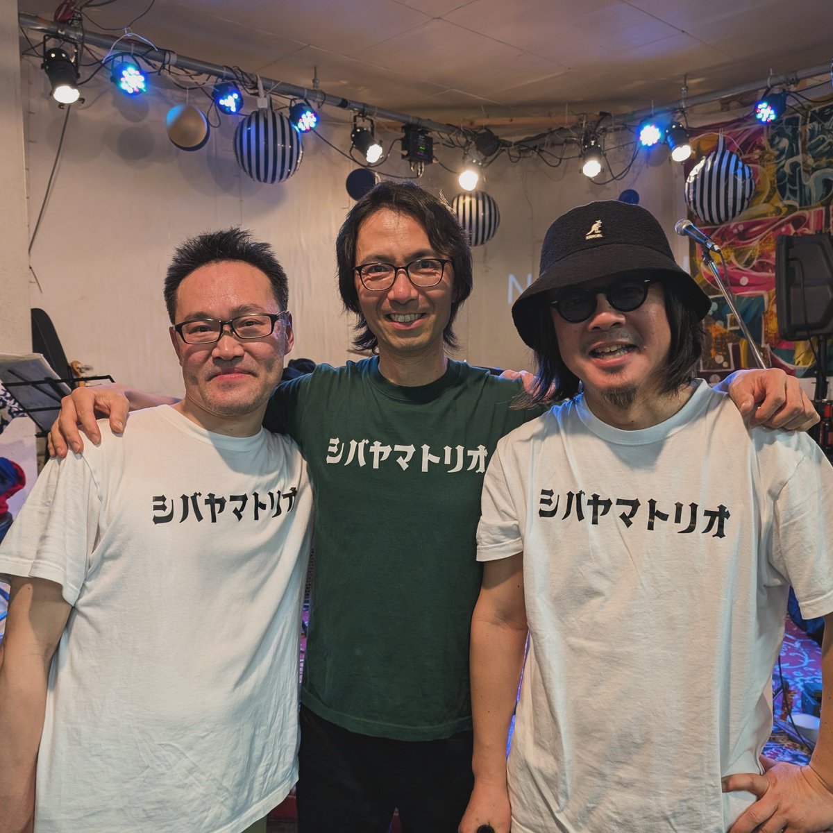 oudtetsuro's tweet photo. 本日日曜日4/26はシバヤマトリオ！at渋谷subterraneans 20時より投げ銭制です😊
お待ちしております🎸
僕は今月初のライブ https://t.co/OXlCLEmVGA